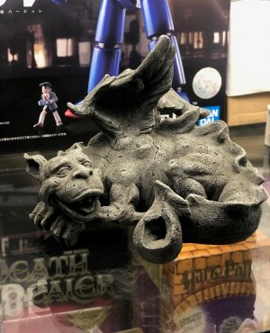 Gargoyle Sitting Pc Topper