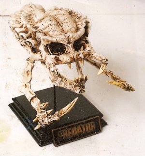 Predator Skull 1/4 Scale Resin Model Assembly Kit