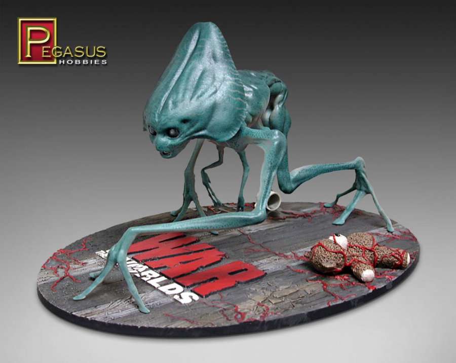 War Of The Worlds 2005 Alien Creature Pre-finished Model - Click Image to Close