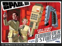 Space 1999 Stun Gun and Commlock Prop Replica Model Kit by MPC Comlock