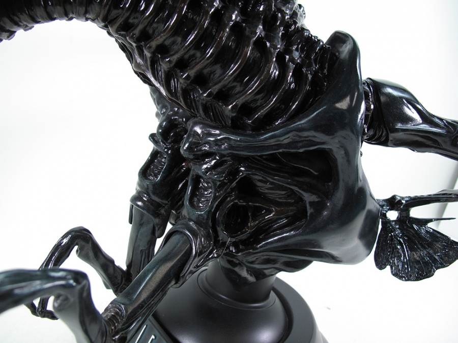 Alien Queen 1/4 Scale Bust by Sideshow - Click Image to Close