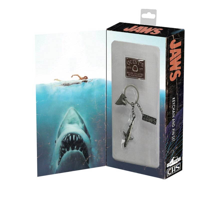 Jaws VHS Box Tribute CHS Keychain And Pin Set - Click Image to Close