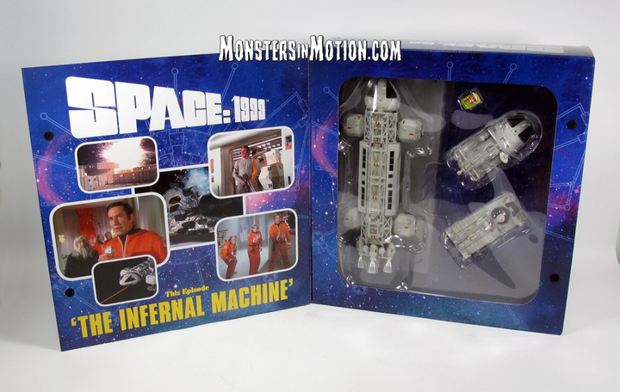 Space 1999 Infernal Machine 12" Diecast Eagle Transporter with 2 Alpha Defense Laser Tanks Deluxe Set - Click Image to Close