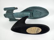 Star Trek U.S.S. Voyager Legends in 3 Dimensions Replica Model Greg Aronowitz LIMITED EDITION