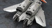 Macross Plus VF-11B Super Thunderbolt Valkyrie 1/72 Scale Model Kit by Hasegawa