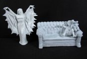 Munsters Aurora Scale Living Room Lily and Eddie with Couch Model Kit