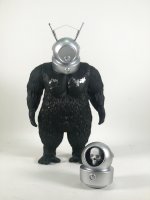 Robot Monster 1953 13" Vinyl Figure With Exclusive Alternate Skull Helmet SIGNATURE EDITION