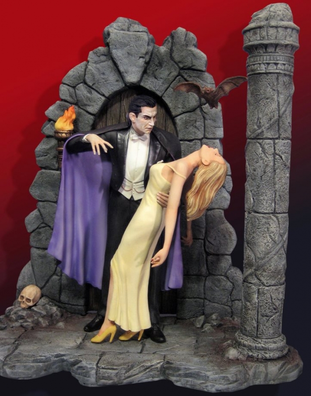 Dracula Bela Lugosi Broadway 1927 With Victim Deluxe Model Kit - Click Image to Close