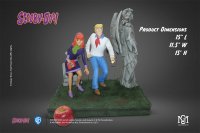Scooby-Doo Fred & Daphne 1/6 Scale Collectible Statue