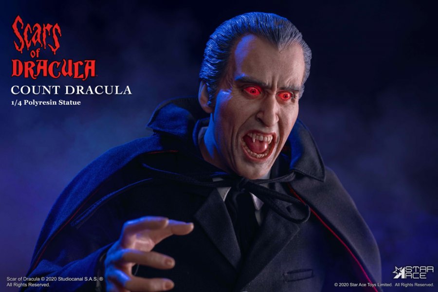 Dracula Scars of Dracula Hammer Films 1/4 Scale Deluxe Light-Up Statue Christopher Lee - Click Image to Close