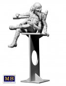 At the Edge of the Universe: Keep Moving 1/24 Scale Model Kit (2 Figures & Counter)