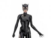 Batman Returns Catwoman Michelle Pfeiffer 1/4 Scale Figure Re-Issue by Neca