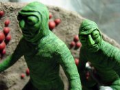 Invaders From Mars Martian Diorama Resin Model Kit