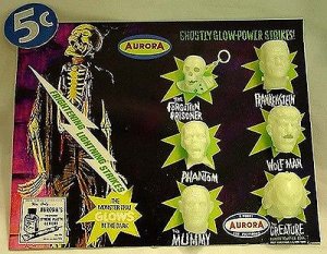 Aurora Monsters Glow Head Fantasy Model Display Card Forgotten Prisoner Version