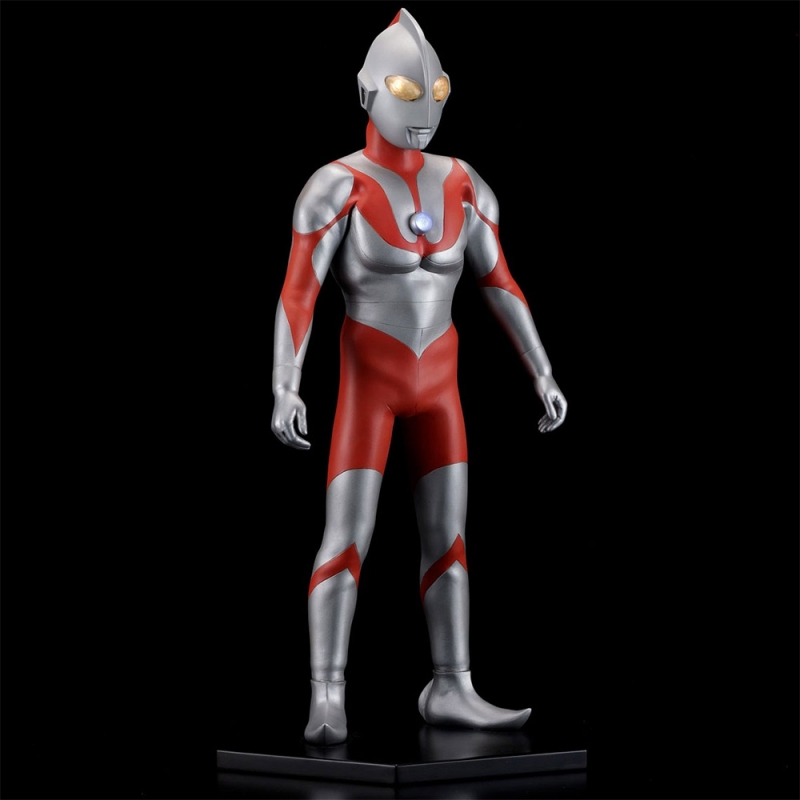 Ultraman Type B Character Classics Series Giant Figure by Kaiyodo - Click Image to Close