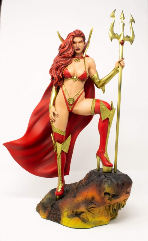 Lady Satanus 1/5 Scale Model Kit - Click Image to Close