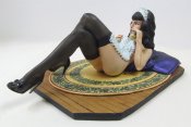 Bettie Page French Pastry 1/8 Scale Model Kit