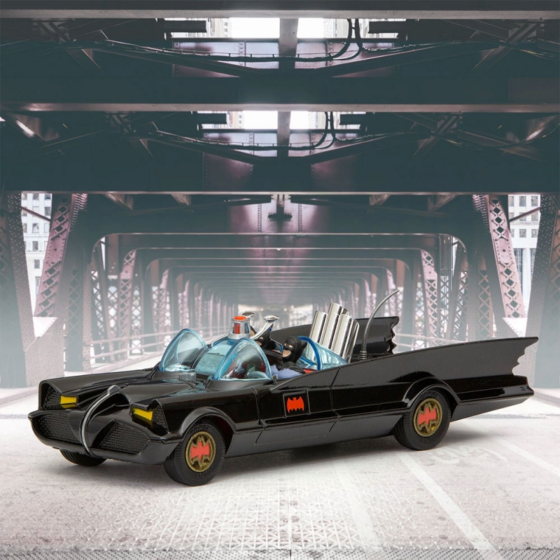 Batman 1966 Batmobile 1/46 Scale Diecast Replica by Corgi - Click Image to Close