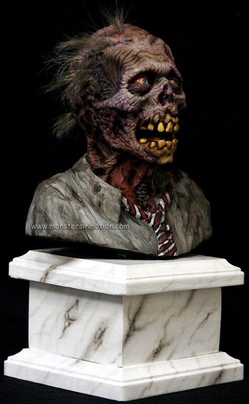 Return Of The Living Dead E.C. Zombie Model Kit - Click Image to Close