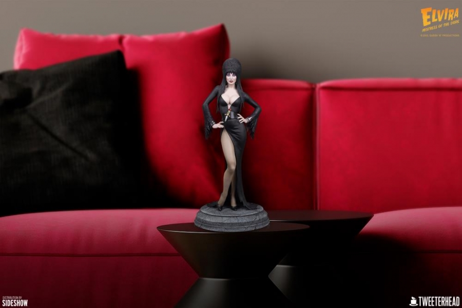 Elvira: Mistress of the Dark 1/4 Scale Maquette Statue - Click Image to Close