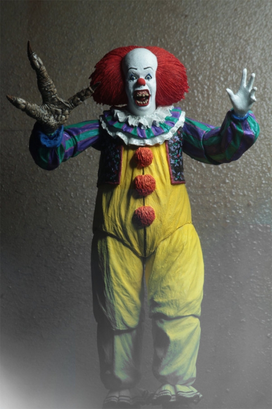 IT 1990 Pennywise Ultimate 7" Scale Figure #2 by Neca - Click Image to Close