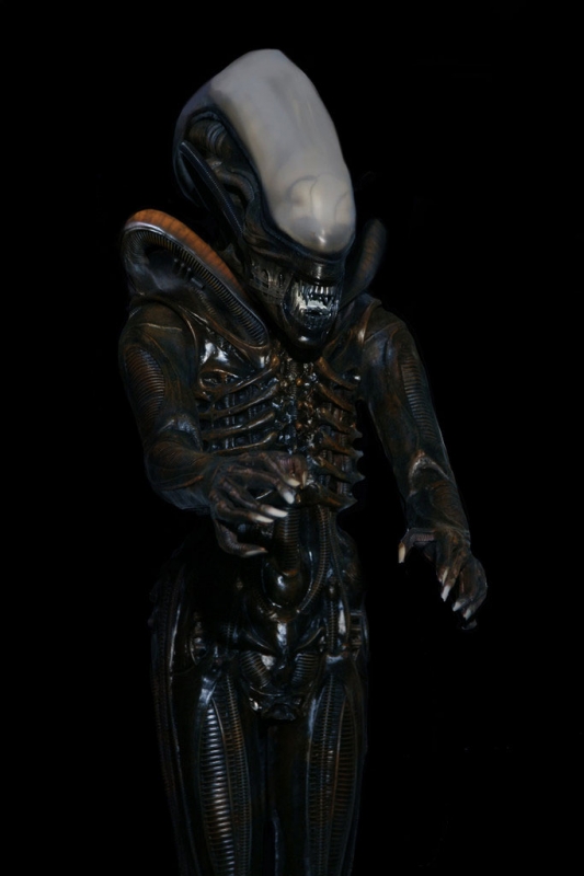 Alien 1979 Lifesize Alien Replica Statue H.R. Giger - Click Image to Close