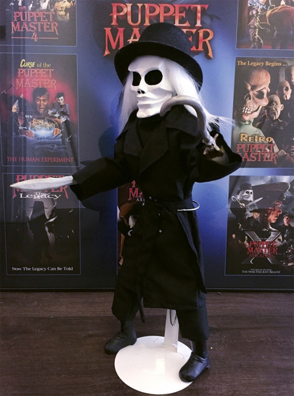 Puppet Master Blade Life Size Prop Replica with Bonus Figure - Click Image to Close