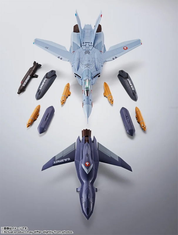 Macross Zero VF-0A Phoenix Valkyrie with QF-2200D-B Ghost Hi-Metal R Transforming Figure - Click Image to Close