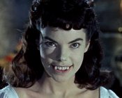 Brides of Dracula Gina Vampire 1/4 Scale Bust, Model Kit