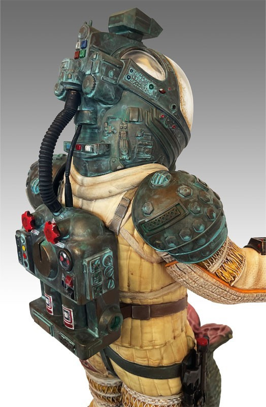 Alien 1979 Officer Kane 1/4 Scale Statue (22 Inches Tall) - Click Image to Close