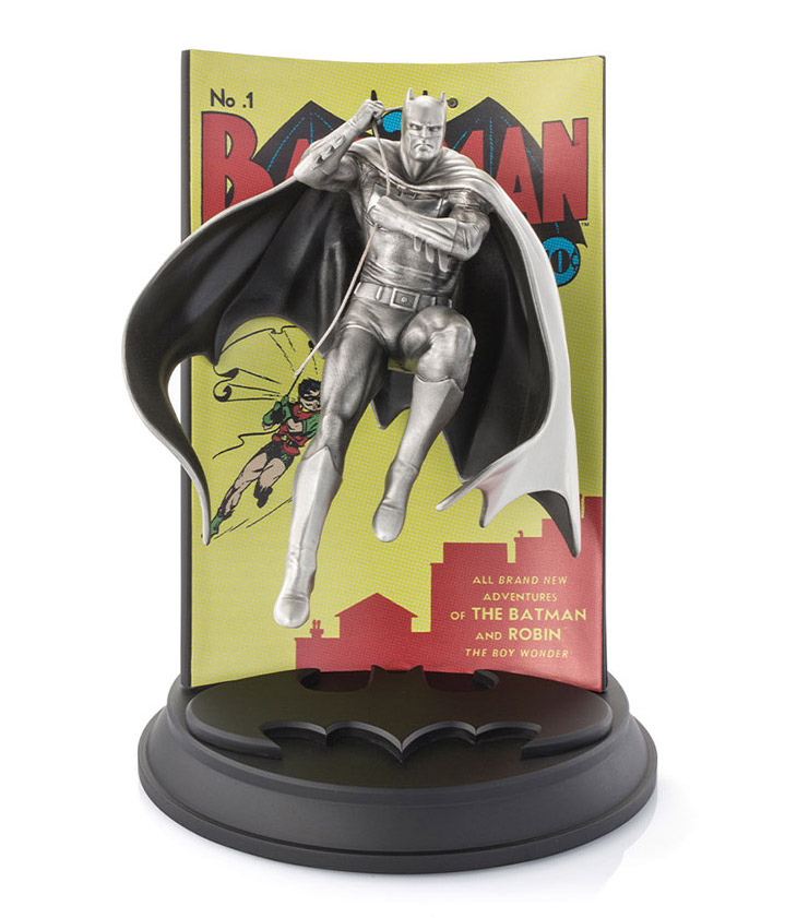 batman master race statue