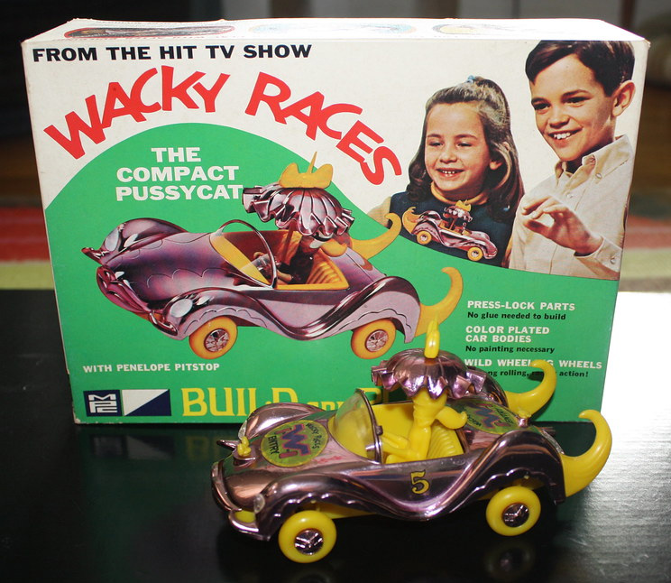 Wacky Races Penelope Pitstop's Compact Pussycat Car Model Kit MPC Re-Issue - Click Image to Close