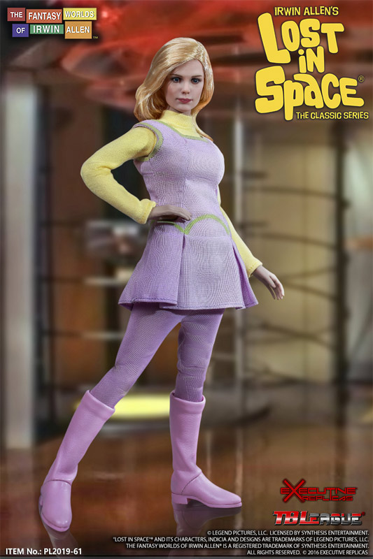 Lost In Space Judy Robinson Season 3 1/6 Scale Figure - Click Image to Close