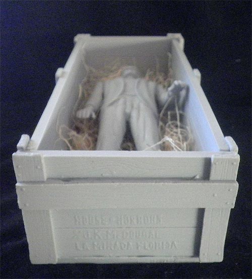 Monster Scenes Scale Strange Frankenstein McDougalls House of Horrors Crate and 3 Figure Model Kit - Click Image to Close