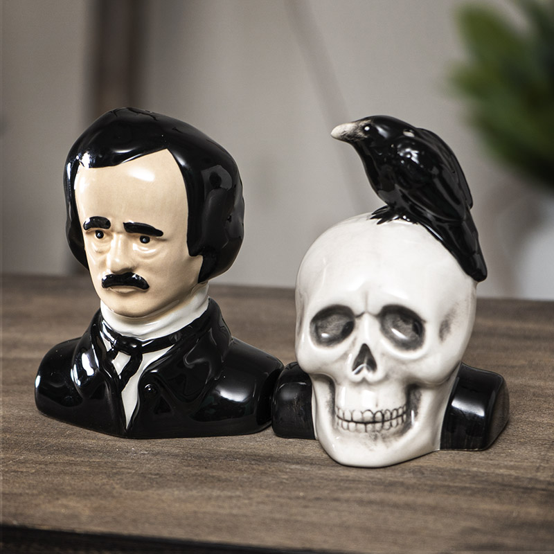 Edgar Allan Poe Salt & Pepper Shaker - Click Image to Close