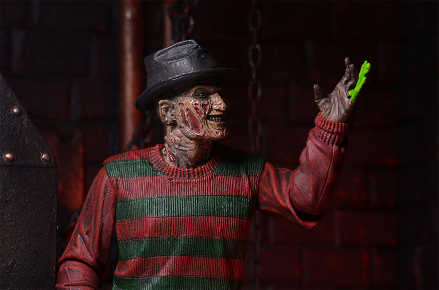 Nightmare on Elm Street Ultimate Freddy 30th Anniversary 7-Inch Action Figure - Click Image to Close