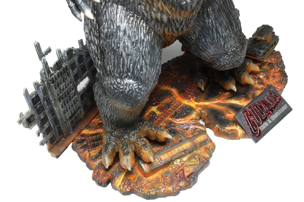 Godzilla 1954 1/144 Scale 16" Tall Model Kit by Polar Lights - Click Image to Close