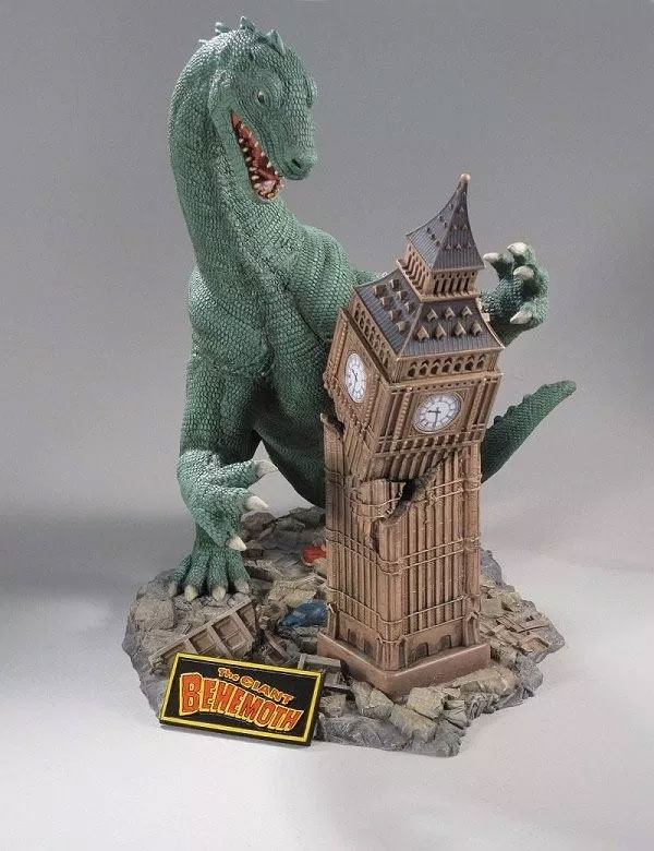 Giant Behemoth Big Ben Diorama Model Kit - Click Image to Close