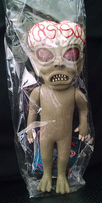 Ship Of Monsters Tagual Alien Vinyl Toy LIMITED EDITION (La Nave De Los Monstruos) - Click Image to Close