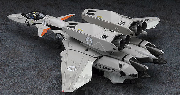 Macross Plus VF-11B Super Thunderbolt Valkyrie 1/72 Scale Model Kit by Hasegawa - Click Image to Close