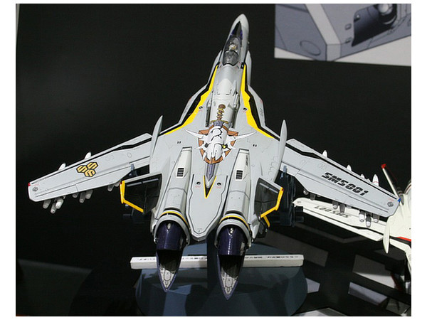 Macross Frontier VF-25F/S Messiah Valkyrie 1/72 Scale Model Kit by Hasegawa - Click Image to Close