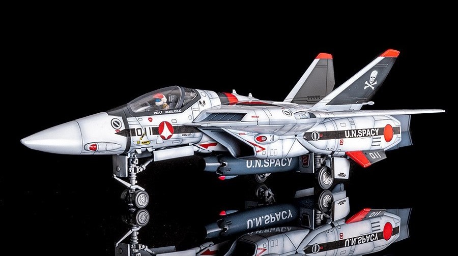 Macross 1/72 PLAMAX VF-1A/S Fighter Valkyrie (Hikaru Ichijo) Factory Edition Model Kit - Click Image to Close