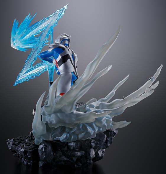 Ultraman Z FiguartsZERO 11.5" Statue by Bandai - Click Image to Close