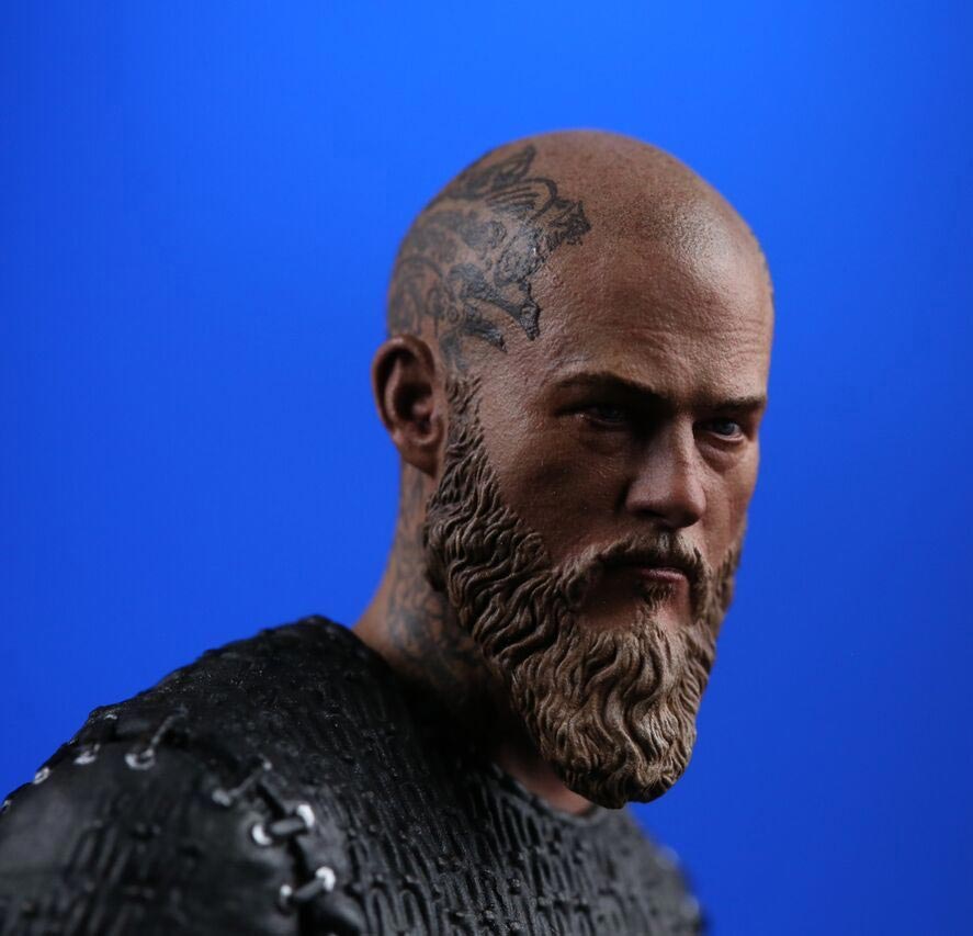 Vikings TV Series King Ragnar 1/9 Scale Statue OOP - Click Image to Close