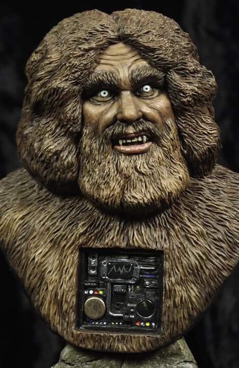 Bionic Bigfoot 1/4 Scale Bust Model Kit - Click Image to Close