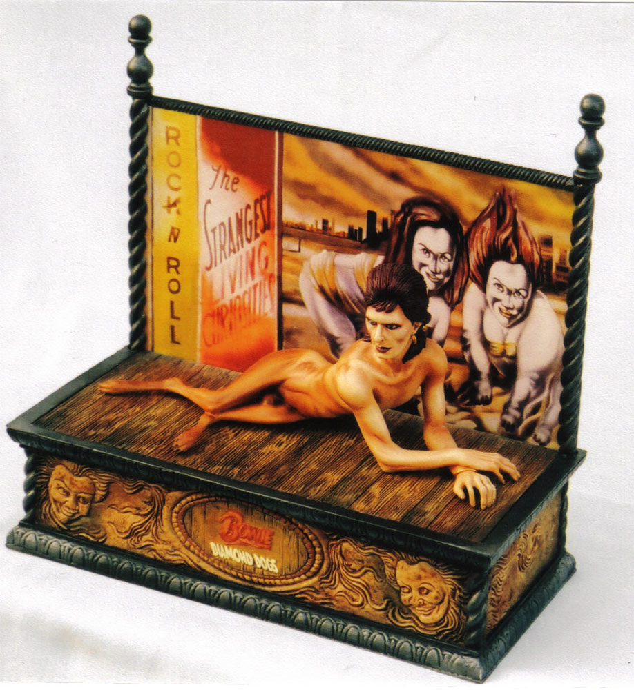 Diamond Dogs David Bowie 1/7 Scale Model Kit - Click Image to Close