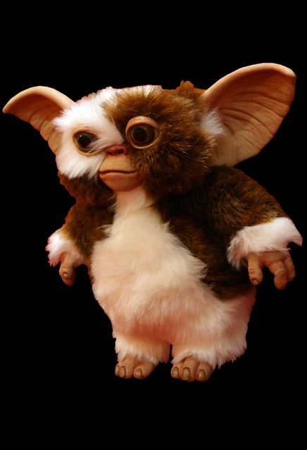 Gremlins Gizmo Life Size Puppet Prop Replica - Click Image to Close