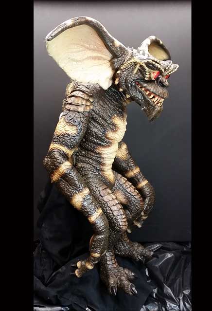 Gremlins Evil Gremlin Life-Size Puppet Prop Replica - Click Image to Close