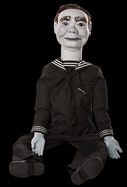 Twilight Zone Dummy Willie Puppet Prop Replica - Click Image to Close