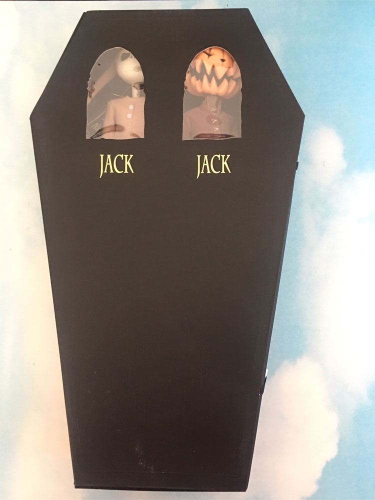 Nightmare Before Christmas Jack the Pumpkin King and Pajamas Jack in Coffin Figure 2000 - Click Image to Close